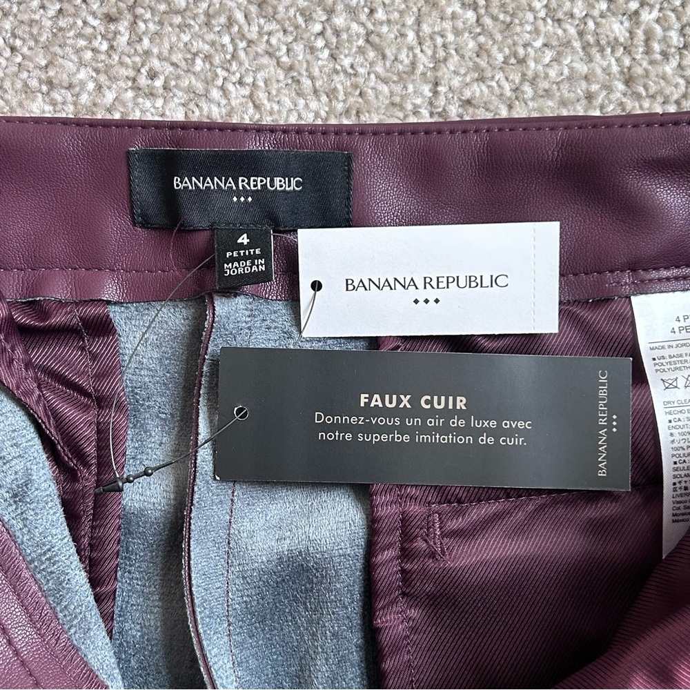 Banana Republic NWT Wide-Leg Ultra High-Rise Vegan Leather Pant Burgundy 4P - Picture 6 of 12
